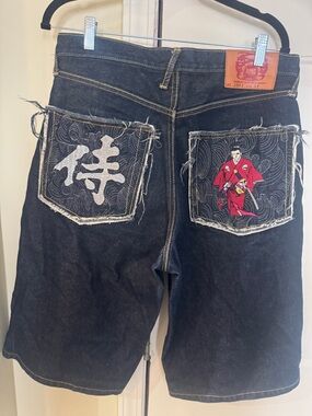 Red Monkey Denim Skater Shorts w/Samurai Patch Pocket  Raw Edge Button Fly 32
